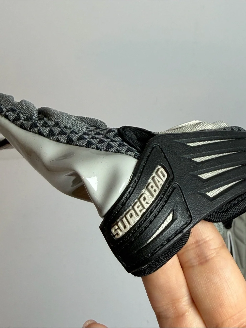 Nike Superbad Gloves Football Reciever Grey White GF0078-002 Size Medium M